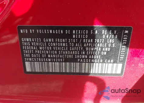 2019 Volkswagen Jetta 1.4T R-Line/1.4T S/1.4T Se z USA, uszkodzony, nr VIN 3VWC57BU5KM192097